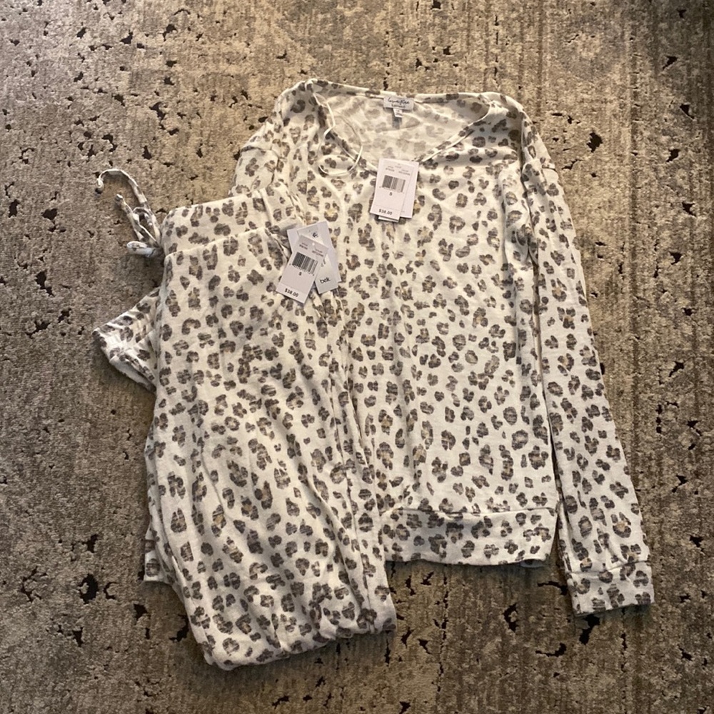 love, Fire women’s lounge wear set